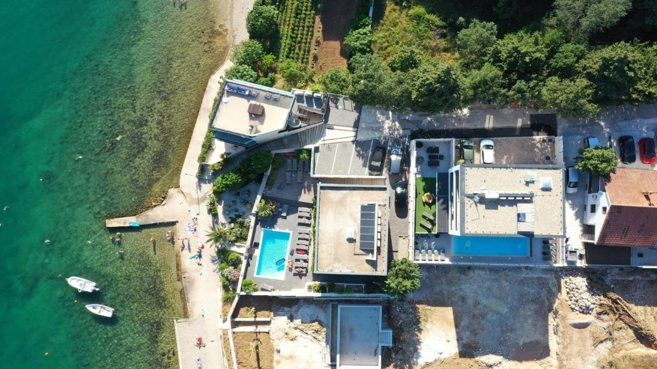 Adastra Apartments Maslenica Exterior photo