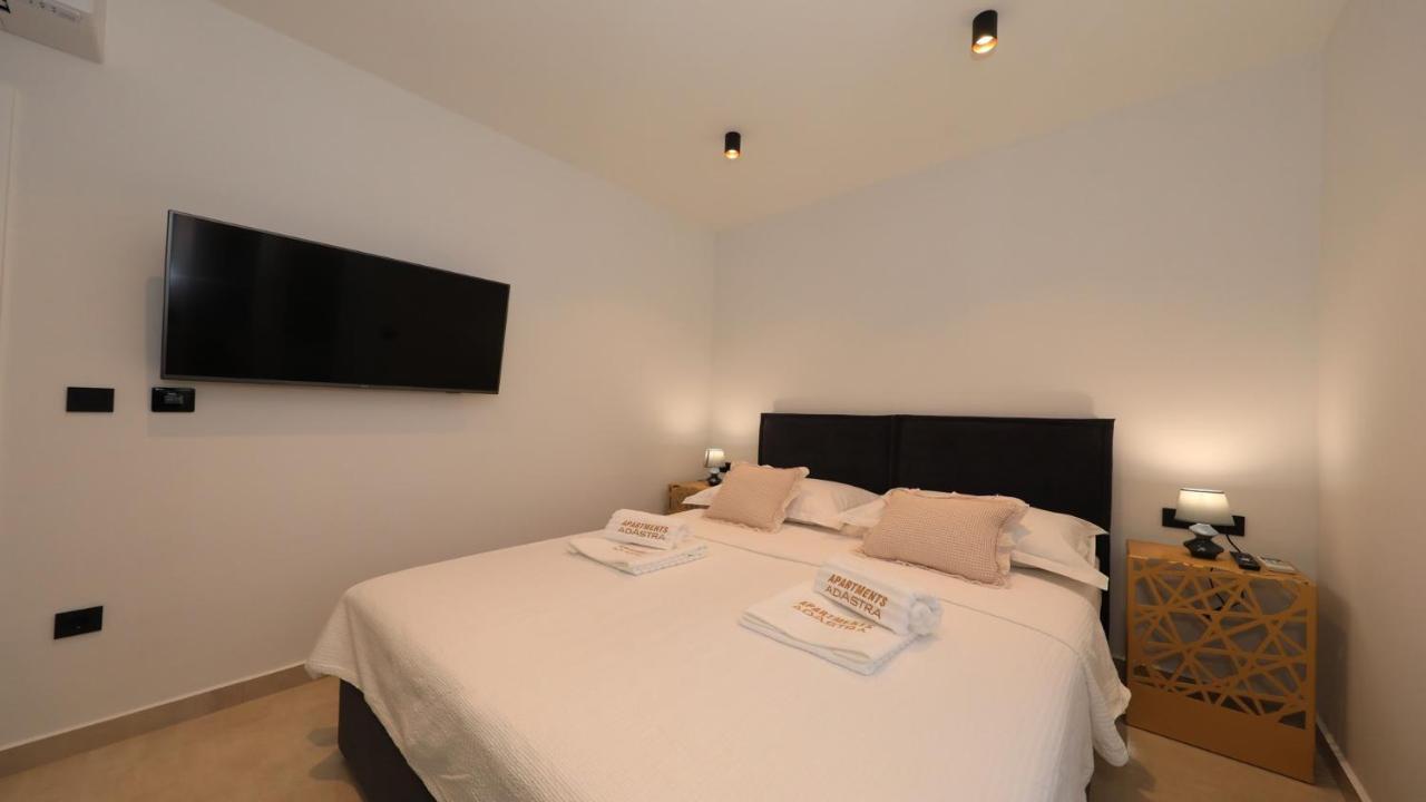 Adastra Apartments Maslenica Exterior photo